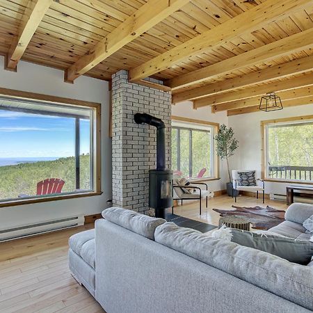 Cozy Haven With Spa & Stunning Views Baie-Saint-Paul Extérieur photo
