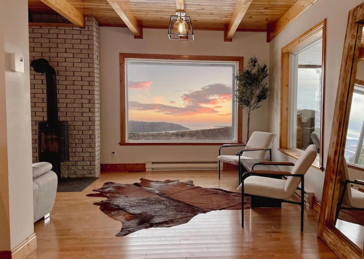 Cozy Haven With Spa & Stunning Views Baie-Saint-Paul Extérieur photo